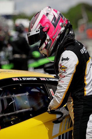 #59 - Luca Hopkinson - Optimum Motorsport - McLaren Artura GT4 | SRO / JEP