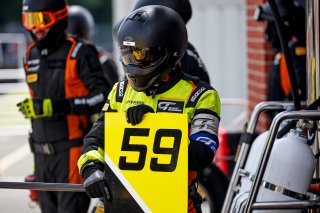 #59 - Luca Hopkinson / Josh Stanton - Optimum Motorsport - McLaren Artura GT4 | SRO / JEP