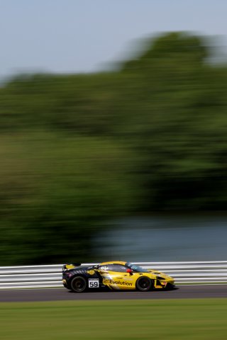 #59 - Luca Hopkinson / Josh Stanton - Optimum Motorsport - McLaren Artura GT4 | SRO / JEP