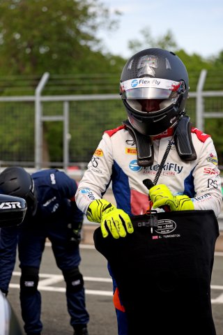 #61 - Colin Turkington - WSR Flexifly - BMW M4 GT4 Evo | SRO / JEP