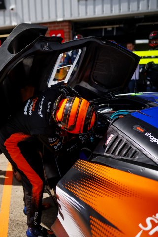 #67 - Simon Orange / Marcus Clutton - Orange Racing by JMH - McLaren 720S GT3 Evo | SRO / JEP