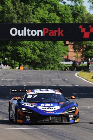 #67 - Simon Orange / Marcus Clutton - Orange Racing by JMH - McLaren 720S GT3 Evo
 | SRO / JEP