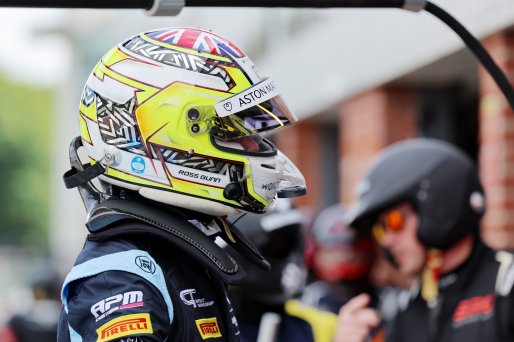 #7 - Ross Gunn - Beechdean Motorsport Ltd - Aston Martin Vantage AMR GT3 Evo | SRO / JEP