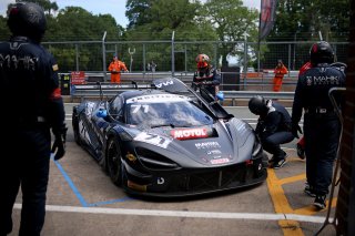 #71 - Matt Topham / Luke Garlick - Mahiki Racing - McLaren 720S GT3 Evo | SRO / JEP