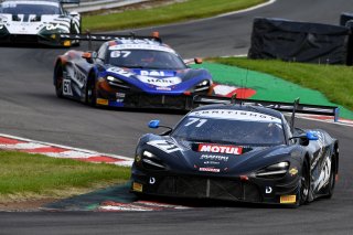 #71 - Matt Topham / Luke Garlick - Mahiki Racing - McLaren 720S GT3 Evo | SRO / JEP