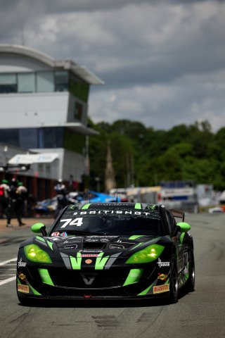 #74 - Thomas Holland / Hadley Simpson - Innovation Racing - Ginetta G56 GT4 Evo | SRO / JEP