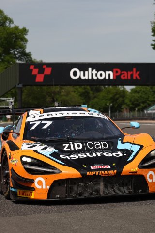 #77 - Morgan Tillbrook / Ben Barnicoat - Optimum Motorsport - McLaren 720S GT3 Evo
 | SRO / JEP