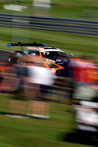 #77 - Morgan Tillbrook / Ben Barnicoat - Optimum Motorsport - McLaren 720S GT3 Evo
 | SRO / JEP