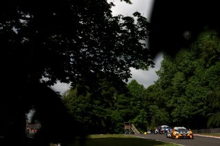 #77 - Morgan Tillbrook / Ben Barnicoat - Optimum Motorsport - McLaren 720S GT3 Evo | SRO / JEP