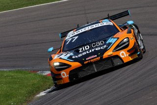 #77 - Morgan Tillbrook / Ben Barnicoat - Optimum Motorsport - McLaren 720S GT3 Evo | SRO / JEP