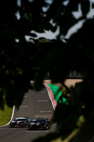 #84 - Revie Lake / Blake Angliss - Mahiki Racing - McLaren Artura GT4 | SRO / JEP