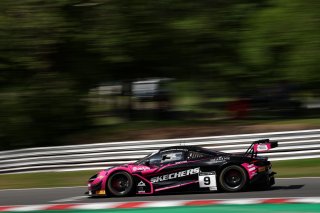 #9 - Mark Smith / Martin Plowman - Paddock Motorsport - McLaren 720S GT3 Evo | SRO / JEP