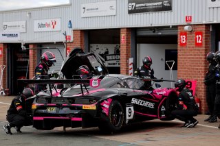 #9 - Mark Smith / Martin Plowman - Paddock Motorsport - McLaren 720S GT3 Evo | SRO / JEP