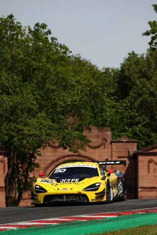#90 - Marc Warren / Jack Brown - Optimum Motorsport - McLaren 720S GT3 Evo
 | SRO / JEP