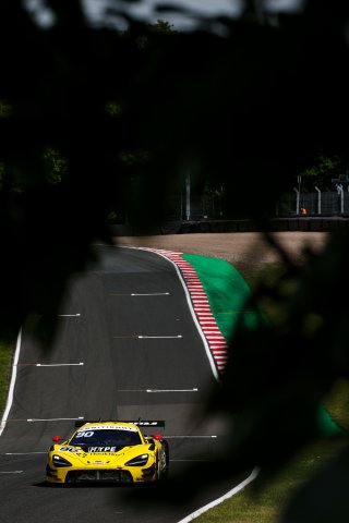 #90 - Marc Warren / Jack Brown - Optimum Motorsport - McLaren 720S GT3 Evo
 | SRO / JEP