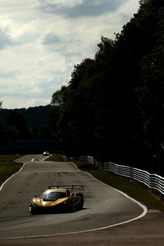#90 - Marc Warren / Jack Brown - Optimum Motorsport - McLaren 720S GT3 Evo | SRO / JEP