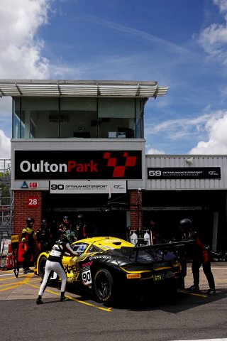 #90 - Marc Warren / Jack Brown - Optimum Motorsport - McLaren 720S GT3 Evo | SRO / JEP