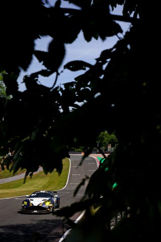 #97 - John Hartshorne / Ronan Pearson - Stratton Motorsport - Aston Martin Vantage AMR GT4 Evo
 | SRO / JEP