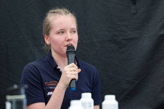 Girls on Track
 | SRO / JEP