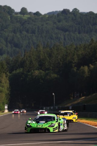 #3 - Mike Price / Callum Macleod - Optimum Motorsport - McLaren 720S GT3 Evo | SRO / JEP