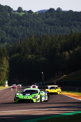 #3 - Mike Price / Callum Macleod - Optimum Motorsport - McLaren 720S GT3 Evo | SRO \ JEP