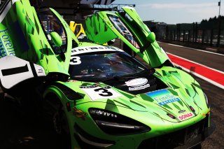 #3 - Mike Price / Callum Macleod - Optimum Motorsport - McLaren 720S GT3 Evo | SRO / JEP