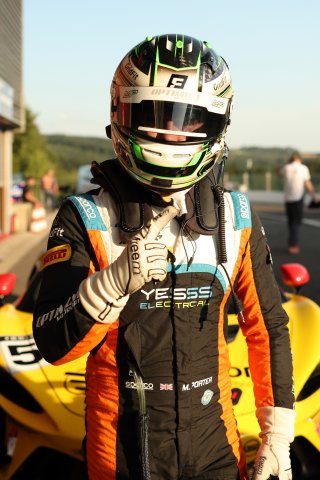 #59 - Mikey Porter - Optimum Motorsport - McLaren Artura GT4 | SRO / JEP