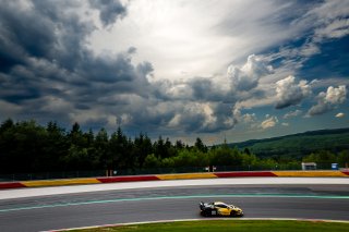 #59 - Luca Hopkinson / Josh Stanton - Optimum Motorsport - McLaren Artura GT4 | SRO / JEP