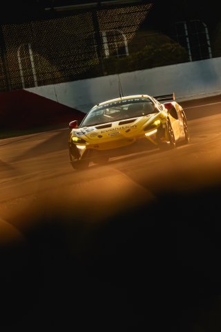 #59 - Mikey Porter / Josh Stanton - Optimum Motorsport - McLaren Artura GT4 | SRO / JEP