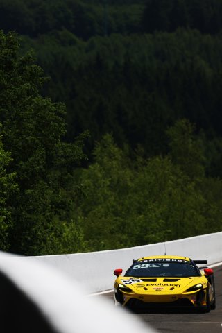 #59 - Luca Hopkinson / Josh Stanton - Optimum Motorsport - McLaren Artura GT4
 | SRO \ JEP