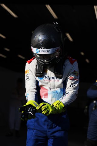 #61 - Colin Turkington - WSR Flexifly - BMW M4 GT4 Evo | SRO / JEP