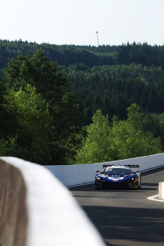 #67 - Simon Orange / Marcus Clutton - Orange Racing by JMH - McLaren 720S GT3 Evo | SRO \ JEP