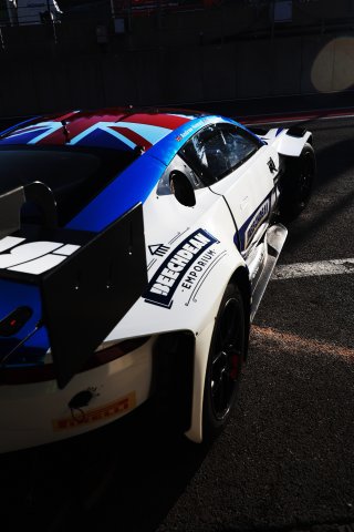 #7 - Andrew Howard / Ross Gunn - Beechdean Motorsport Ltd - Aston Martin Vantage AMR GT3 Evo | SRO Motorsports Group
