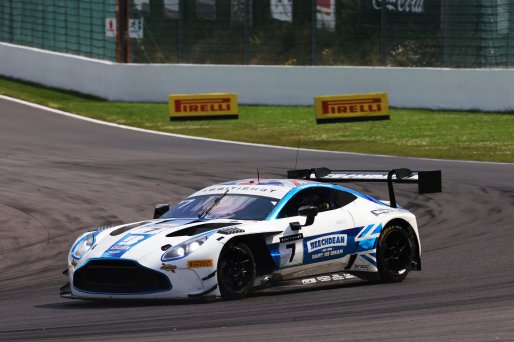 #7 - Andrew Howard / Ross Gunn - Beechdean Motorsport Ltd - Aston Martin Vantage AMR GT3 Evo | SRO \ JEP