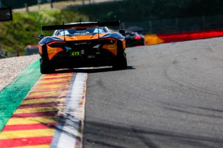 #77 - Morgan Tillbrook / Ben Barnicoat - Optimum Motorsport - McLaren 720S GT3 Evo | SRO / JEP