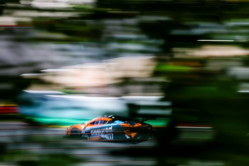 #77 - Morgan Tillbrook / Ben Barnicoat - Optimum Motorsport - McLaren 720S GT3 Evo
 | SRO \ JEP