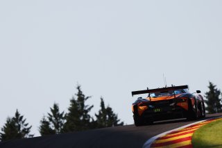 #77 - Morgan Tillbrook / Ben Barnicoat - Optimum Motorsport - McLaren 720S GT3 Evo | SRO \ JEP