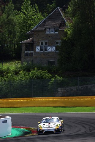 #8 - Ian Duggan / Tom Bradshaw - Toro Verde GT - Porsche 718 Cayman GT4 RS CS | SRO \ JEP