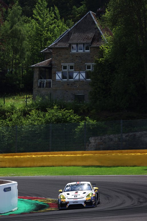 #8 - Ian Duggan / Tom Bradshaw - Toro Verde GT - Porsche 718 Cayman GT4 RS CS | SRO \ JEP