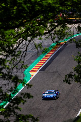 #84 - Revie Lake / Blake Angliss - Paddock Motorsport - McLaren Artura GT4
 | SRO \ JEP