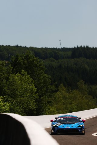 #84 - Revie Lake / Blake Angliss - Paddock Motorsport - McLaren Artura GT4
 | SRO \ JEP