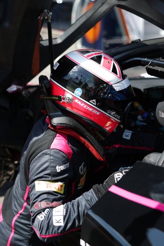 #9 - Mark Smith / Martin Plowman - Paddock Motorsport - McLaren 720S GT3 Evo | SRO / JEP