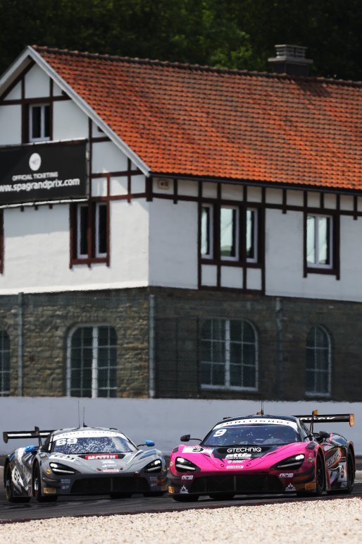 #9 - Mark Smith / Martin Plowman - Paddock Motorsport - McLaren 720S GT3 Evo | SRO \ JEP