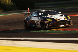 #97 - John Hartshorne / Ronan Pearson - GBR Stratton Motorsport - Aston Martin Vantage AMR GT4 Evo | SRO / JEP