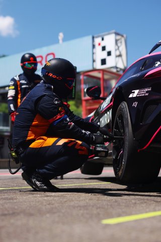 Fox Motorsport
 | SRO \ JEP