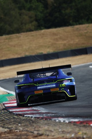 #15 - Ian Loggie / Aaron Walker - 2 Seas Motorsport - Mercedes-AMG GT3 Evo | SRO / JEP