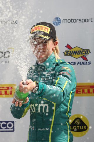 #21 - Jessica Hawkins - MK Racing - Aston Martin Vantage AMR GT4 Evo | SRO / JEP