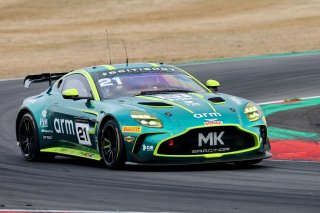 #21 - Will Orton / Jessica Hawkins - MK Racing - Aston Martin Vantage AMR GT4 Evo | SRO / JEP