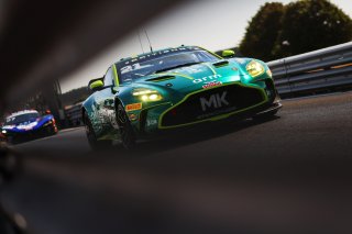 #21 - Will Orton / Jessica Hawkins - MK Racing - Aston Martin Vantage AMR GT4 Evo | SRO / JEP