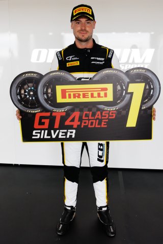 #59 - George Gamble - Optimum Motorsport - McLaren Artura GT4 | SRO / JEP